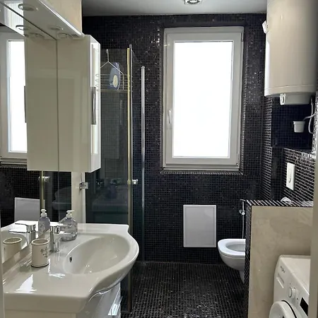 Apartment No9, Stylish In Pressburg