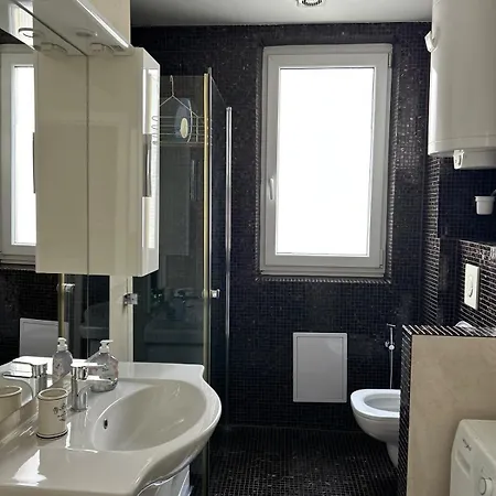 No9, Stylish In Apartman